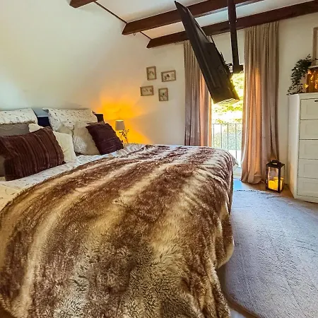 Stall & Glut - Mit Sauna & Kaminofen Бад-Цвишенан