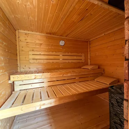 Stall & Glut - Mit Sauna & Kaminofen Nyaraló