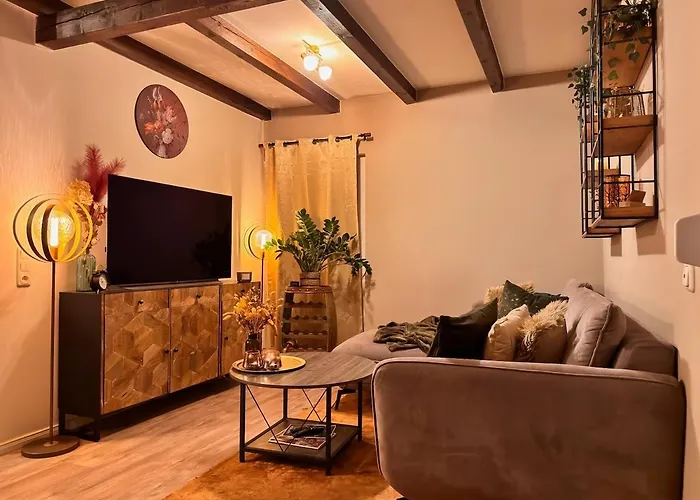 Stall & Glut - Mit Sauna & Kaminofen * Бад-Цвишенан