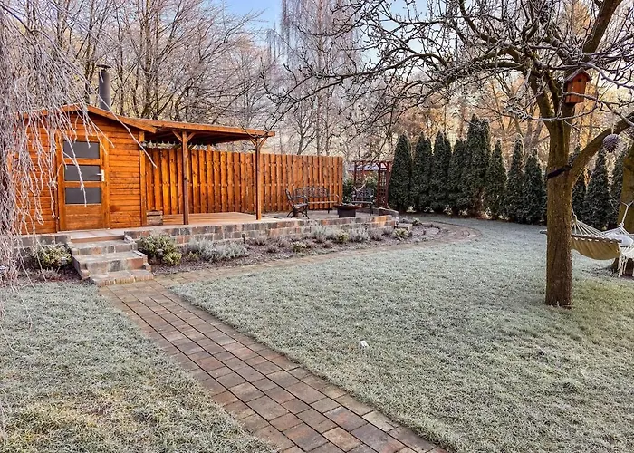 Stall & Glut - Mit Sauna & Kaminofen Бад-Цвишенан